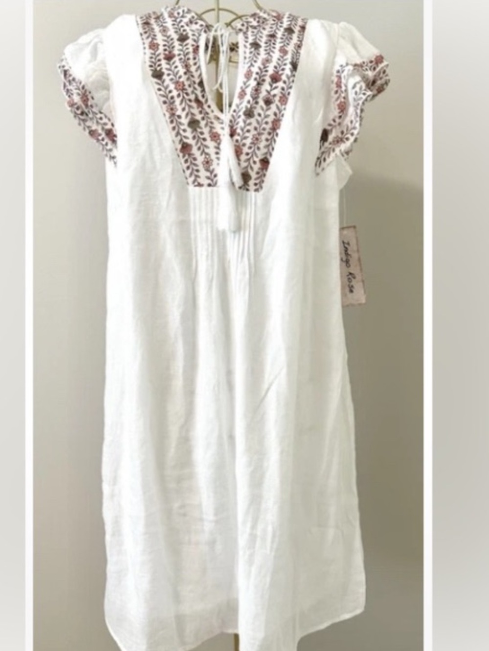 WHITE FLORAL CAP SLEEVES EMBROIDERED TRIM SPLIT NECK FLOWING PEASANT MIDI  DRESS